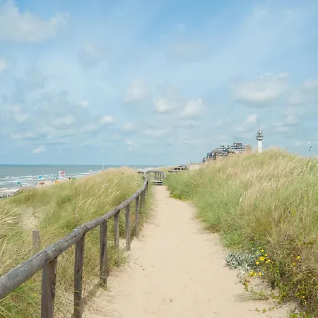 In Egmond By The Beach, Cleaning Included * Egmond aan Zee