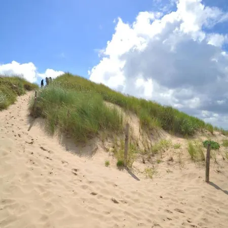 In Egmond By The Beach, Cleaning Included * Egmond aan Zee