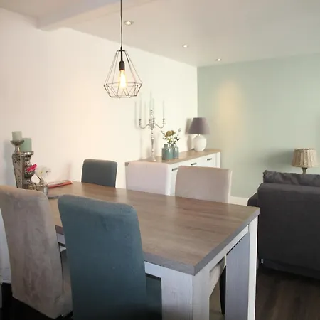 In Egmond By The Beach, Cleaning Included * Egmond aan Zee